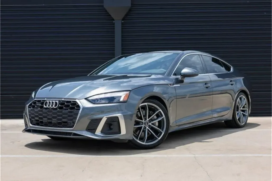 2022 Audi A5 S line Quattro Premium Plus photo 1