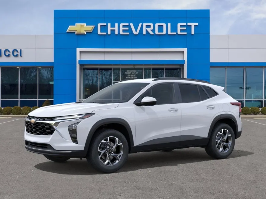 2025 Chevrolet Trax LT photo 1