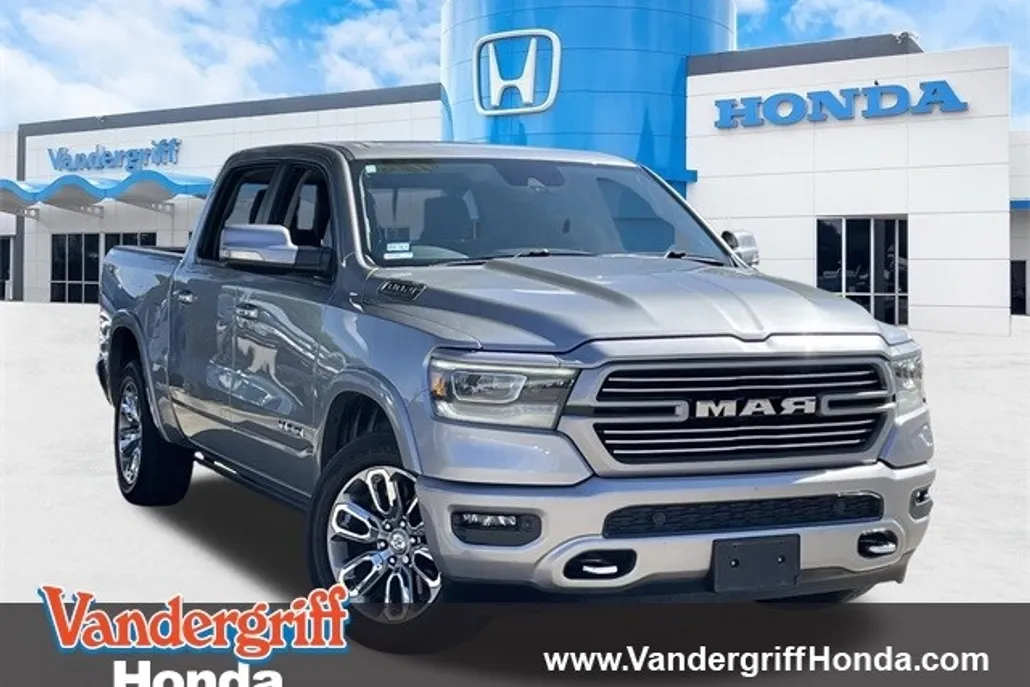 2022 Ram 1500 Laramie photo 1
