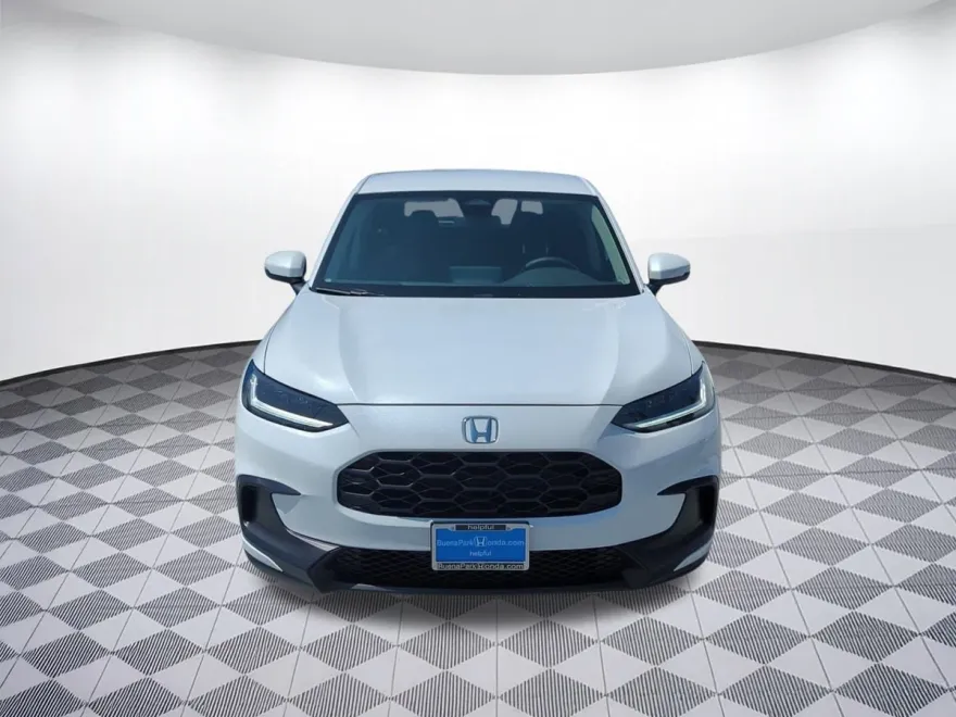 2026 Honda HR-V LX photo 1