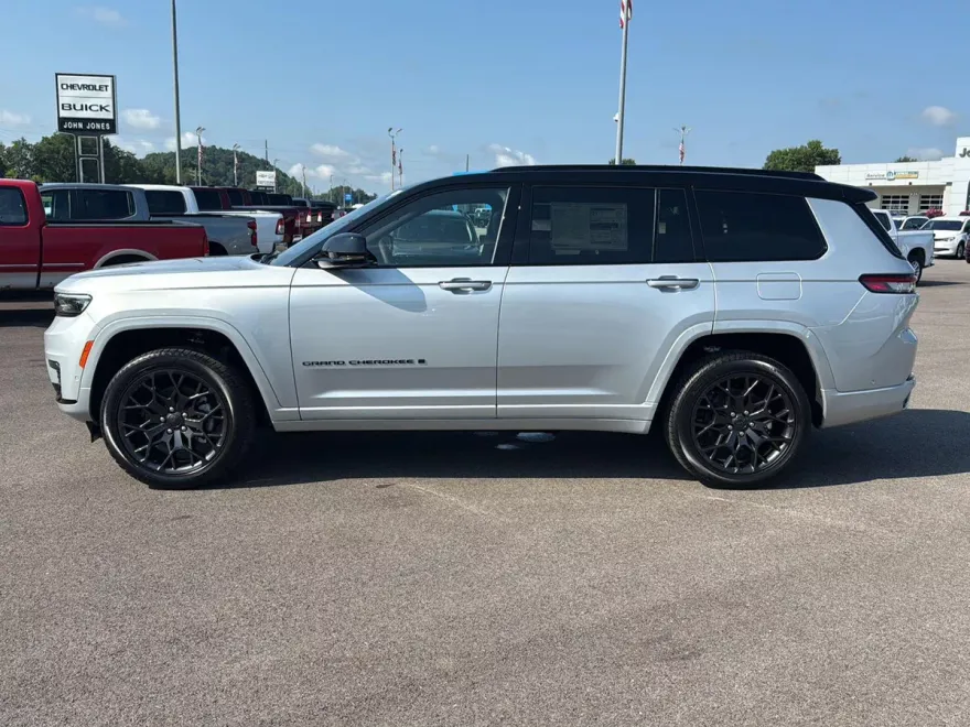 2025 Jeep Grand Cherokee L Summit photo 1