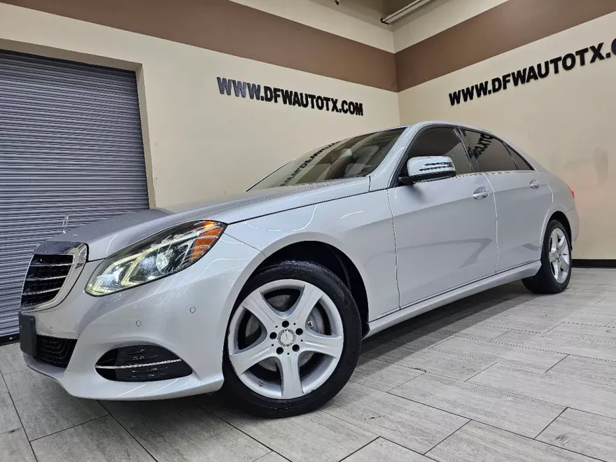 2014 Mercedes Benz E Sedan photo 1