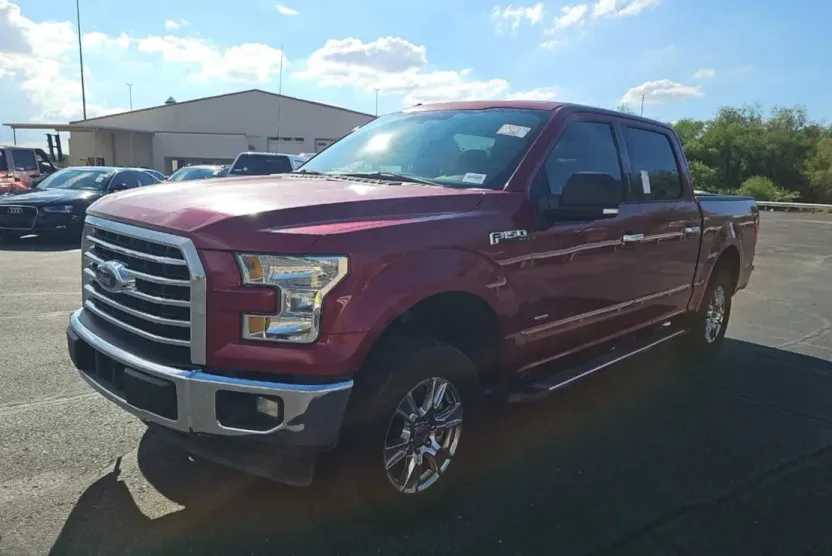 2017 Ford F-150 XLT photo 1