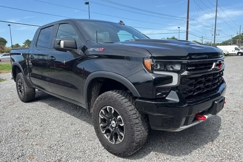 2024 Chevrolet Silverado 1500 ZR2 photo 1
