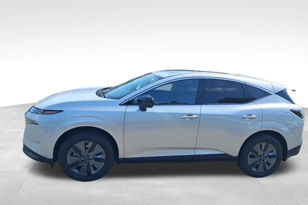2025 Nissan Murano SL photo 1