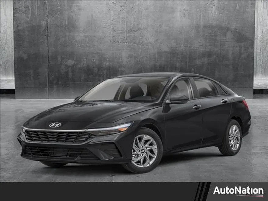2025 Hyundai Elantra SEL Convenience photo 1