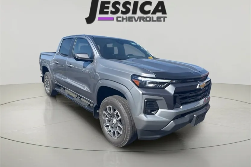 2023 Chevrolet Colorado LT photo 1