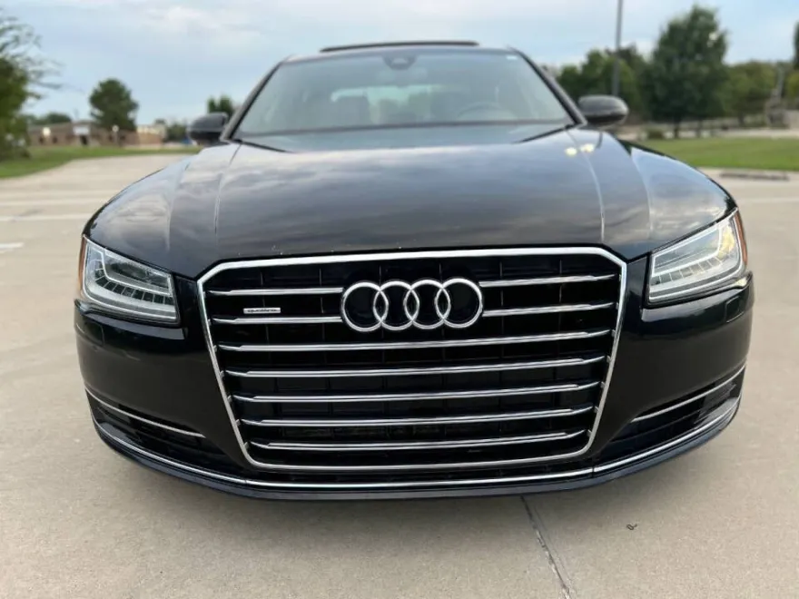 2015 Audi A8 L 3.0T Quattro photo 1