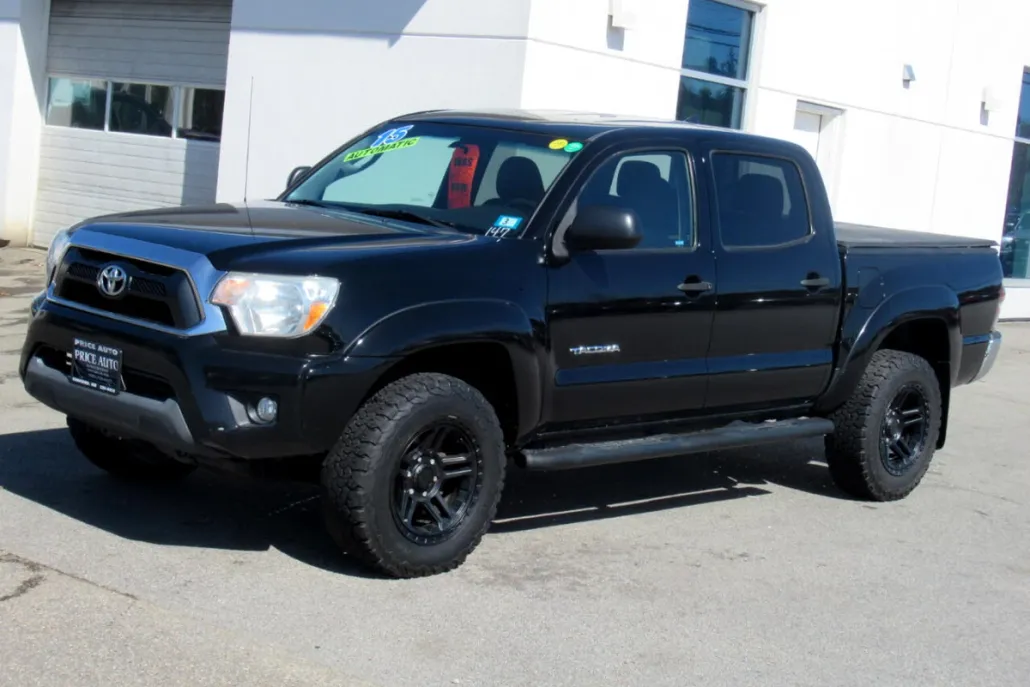 2015 Toyota Tacoma SR5 V6 4x4 Double Cab photo 1