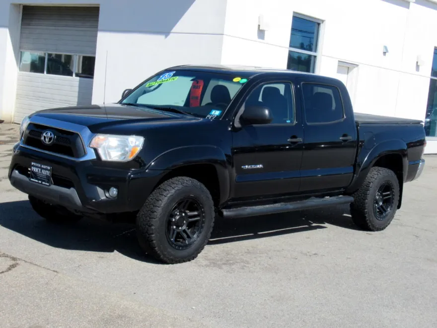 2015 Toyota Tacoma SR5 V6 4x4 Double Cab photo 1