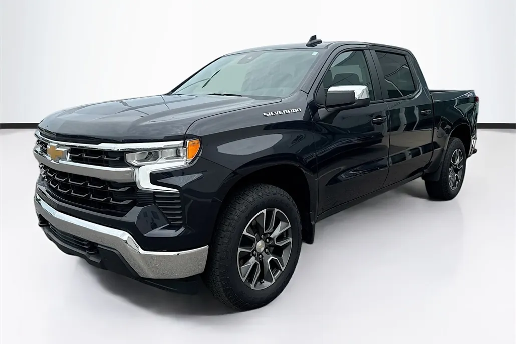 2022 Chevrolet Silverado 1500 LT photo 1