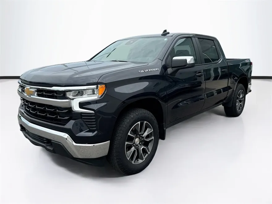 2022 Chevrolet Silverado 1500 LT photo 1