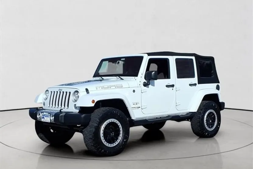 2018 Jeep Wrangler Unlimited Sahara photo 1