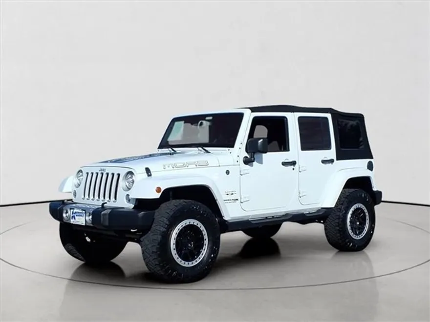 2018 Jeep Wrangler Unlimited Sahara photo 1