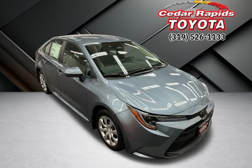 2025 Toyota Corolla LE photo 1