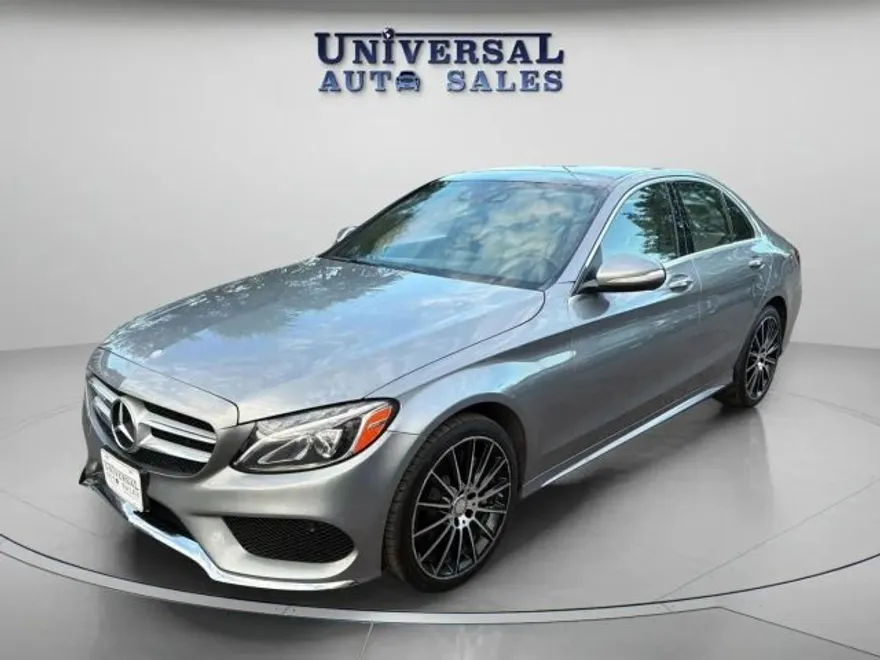 2015 Mercedes Benz C 300 4MATIC Sedan photo 1