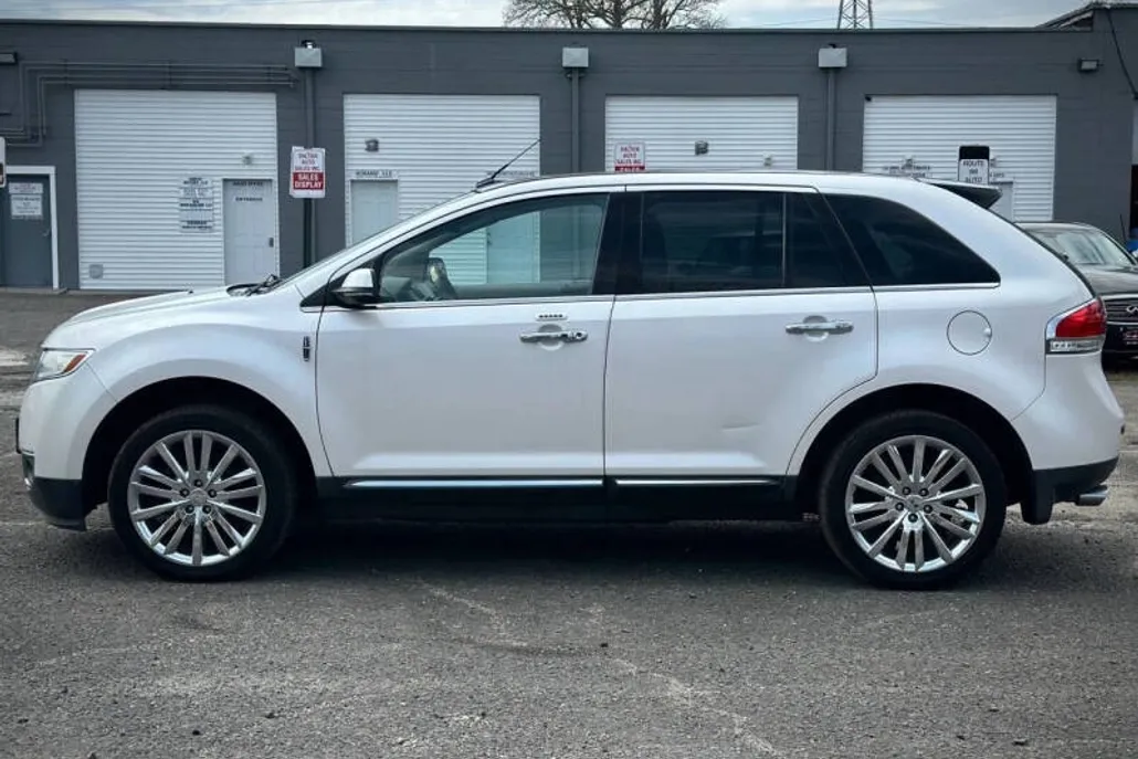 2013 Lincoln MKX photo 1