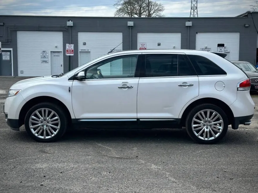 2013 Lincoln MKX photo 1