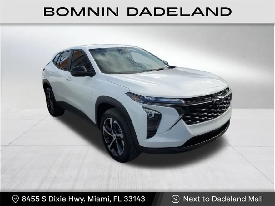 2024 Chevrolet Trax photo 1