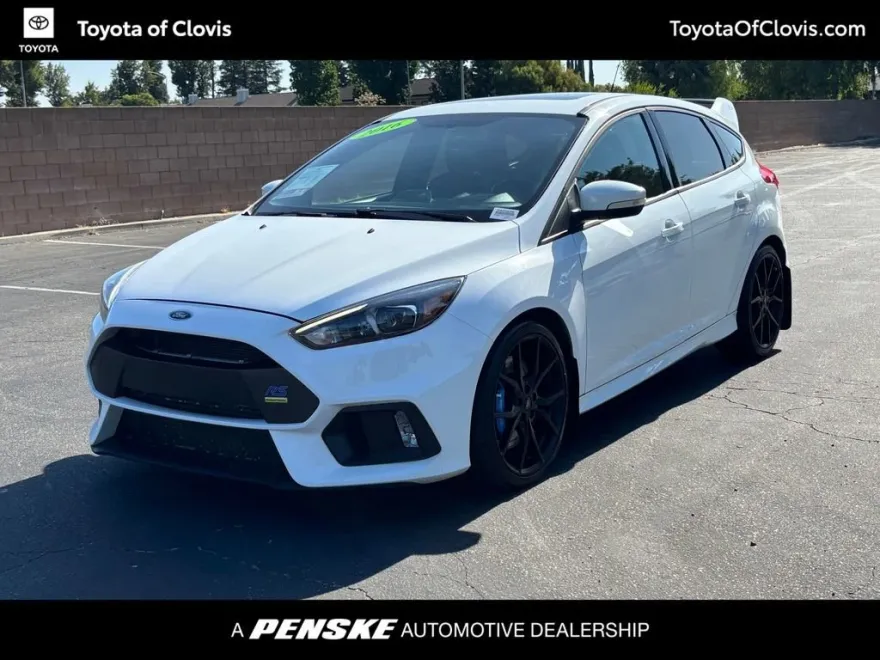 2016 Ford Focus RS photo 1