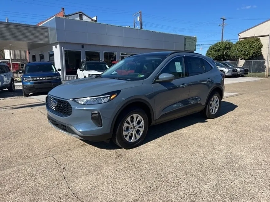 2024 Ford Escape Active photo 1