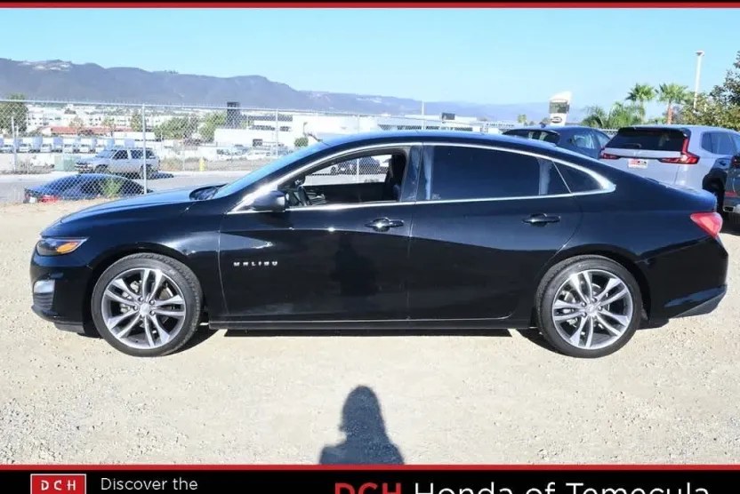 2019 Chevrolet Malibu 1LT photo 1