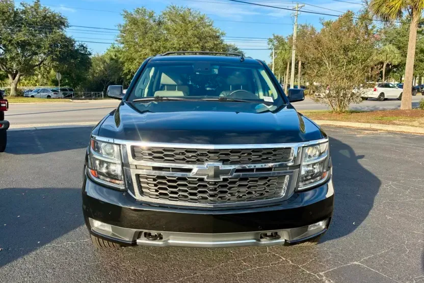 2018 Chevrolet Tahoe LT photo 1