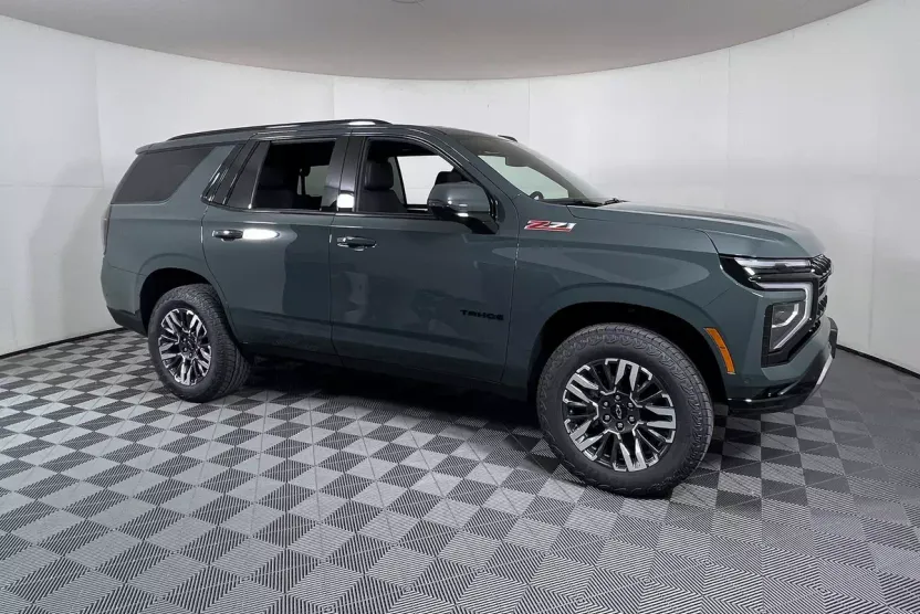 2026 Chevrolet Tahoe Z71 photo 1