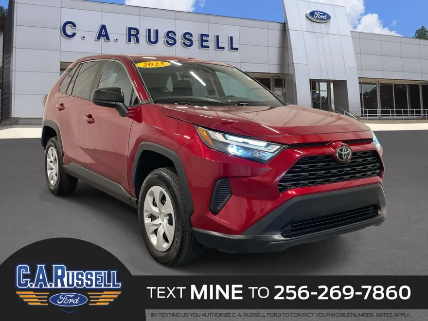 2023 Toyota RAV4 LE photo 1