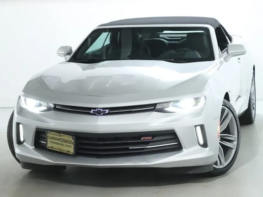 2017 Chevrolet Camaro 2LT photo 1