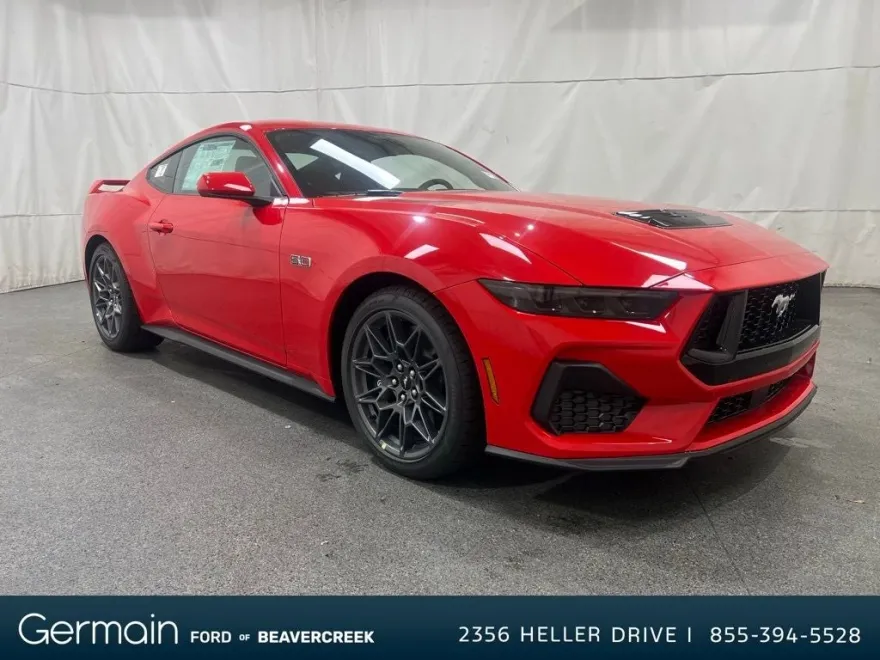 2025 Ford Mustang GT photo 1