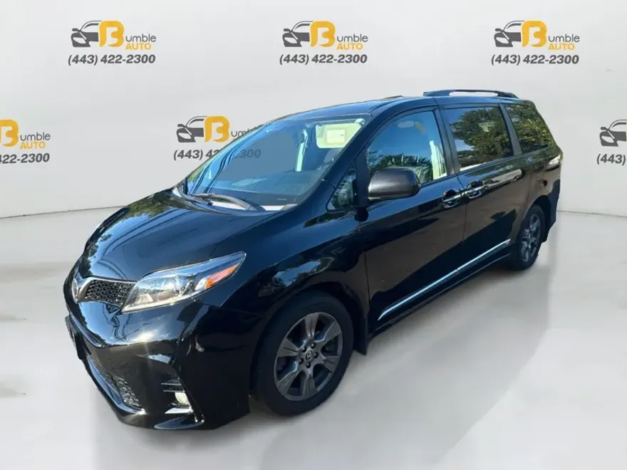 2019 Toyota Sienna SE Premium photo 1