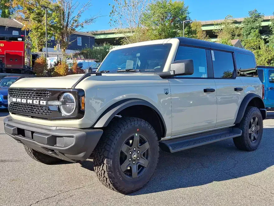 2025 Ford Bronco Big Bend photo 1