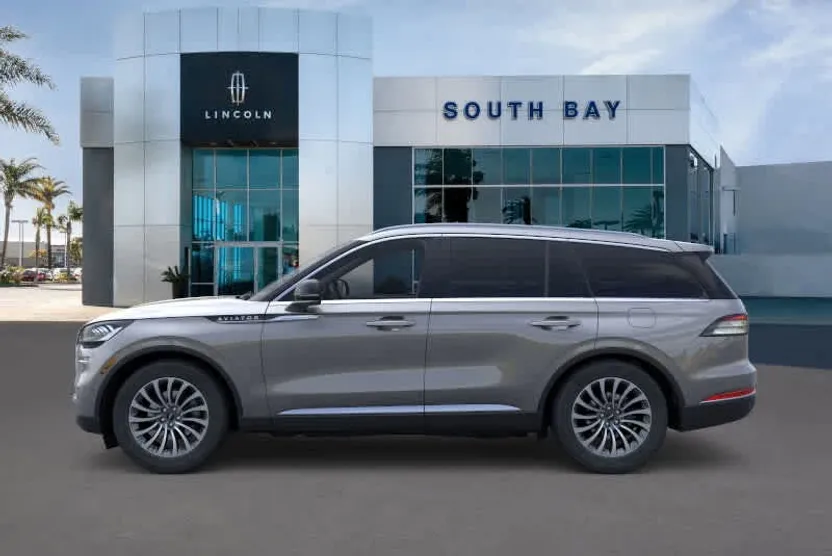 2023 Lincoln Aviator Reserve photo 1
