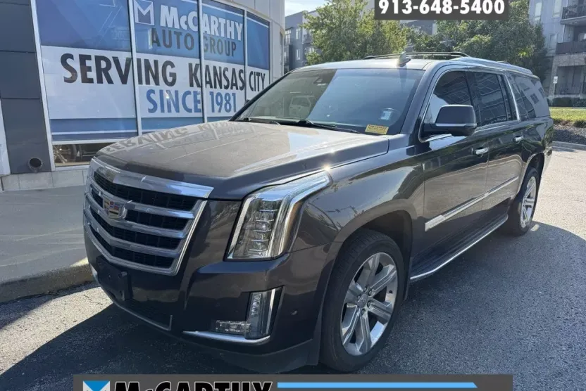2017 Cadillac Escalade ESV Premium Luxury photo 1