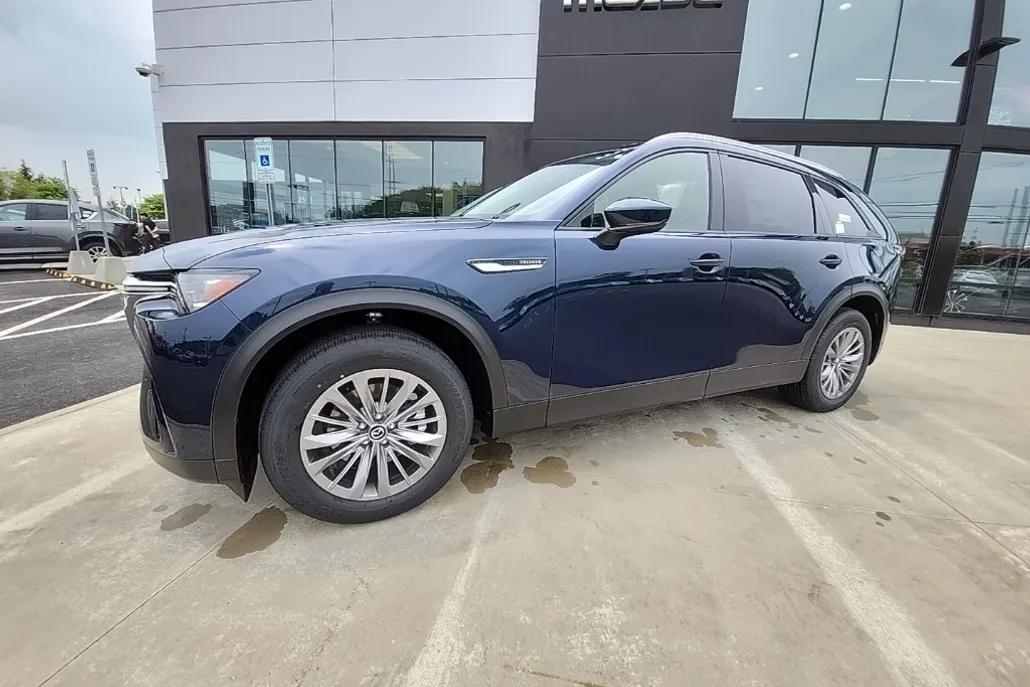 2025 Mazda CX-90 3.3 Turbo Preferred photo 1