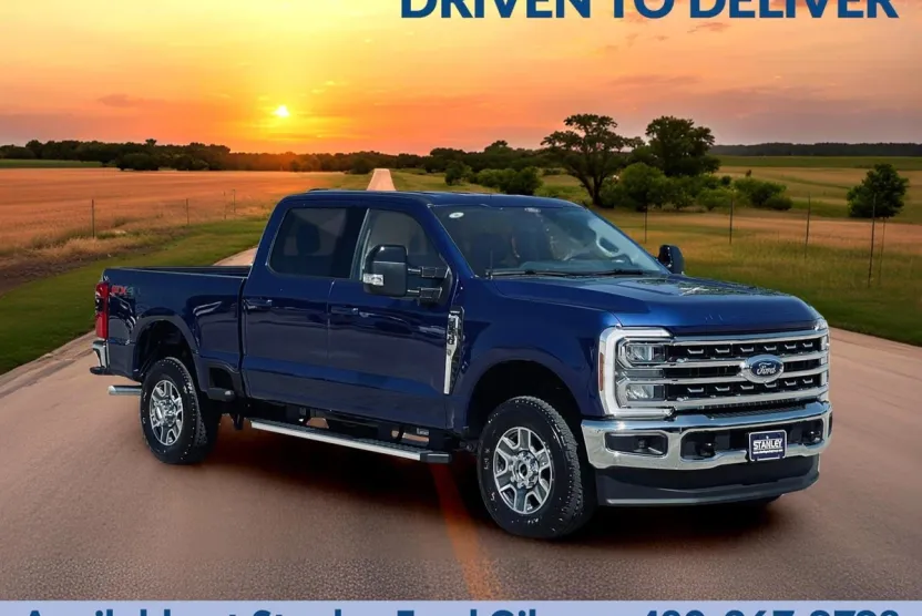 2026 Ford F-350 Lariat photo 1