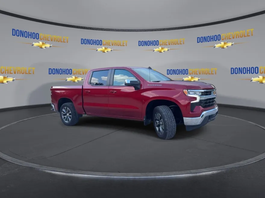 2023 Chevrolet Silverado 1500 LT photo 1