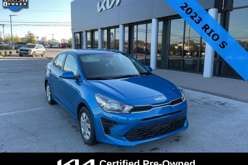 2023 Kia Rio S photo 1