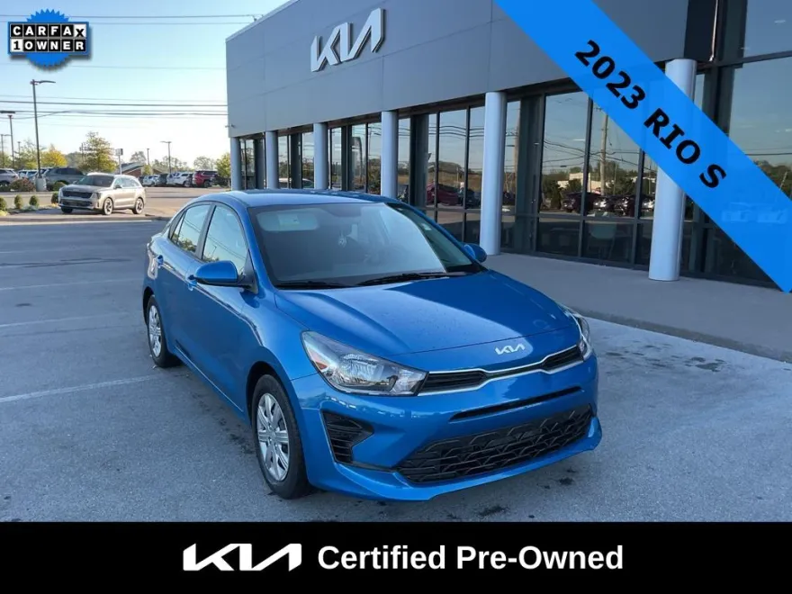 2023 Kia Rio S photo 1