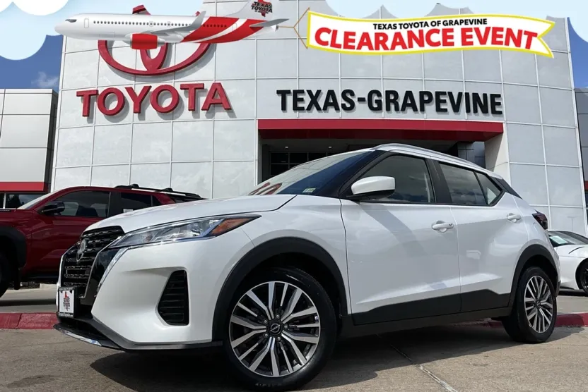 2024 Nissan Kicks SV photo 1