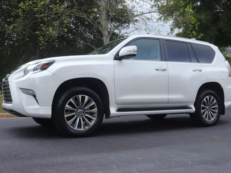 2020 Lexus GX 460 Luxury photo 1