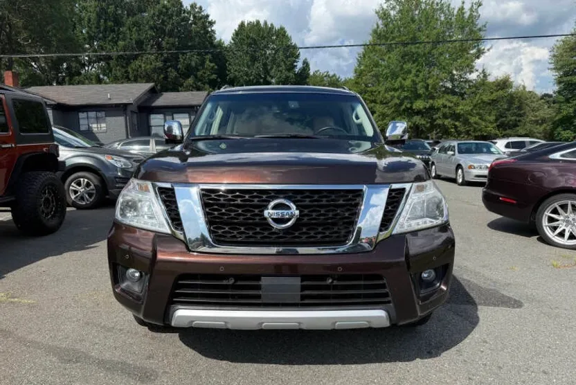 2017 Nissan Armada SL photo 1