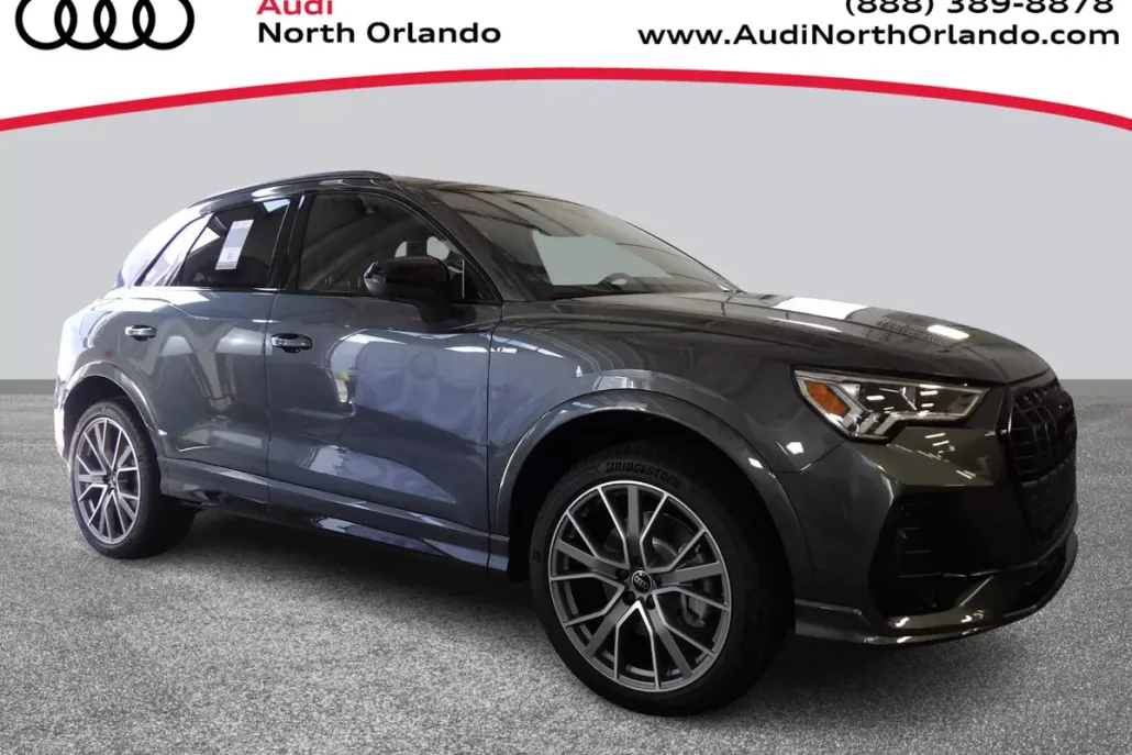 2025 Audi Q3 S line Premium Plus photo 1