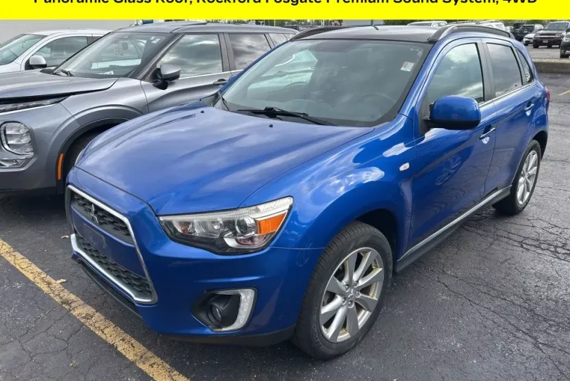2015 Mitsubishi Outlander Sport SE photo 1