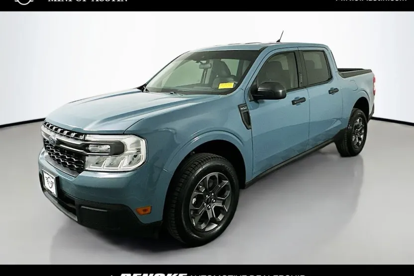2023 Ford Maverick XLT Lariat photo 1