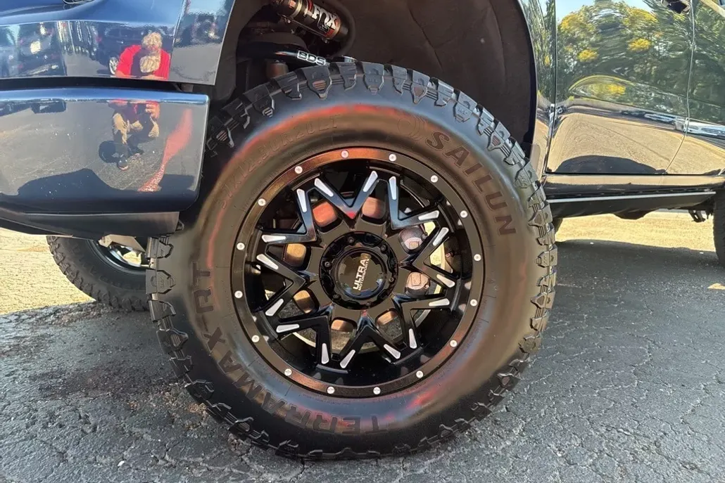 2022 Chevrolet Silverado 1500 RST photo 1