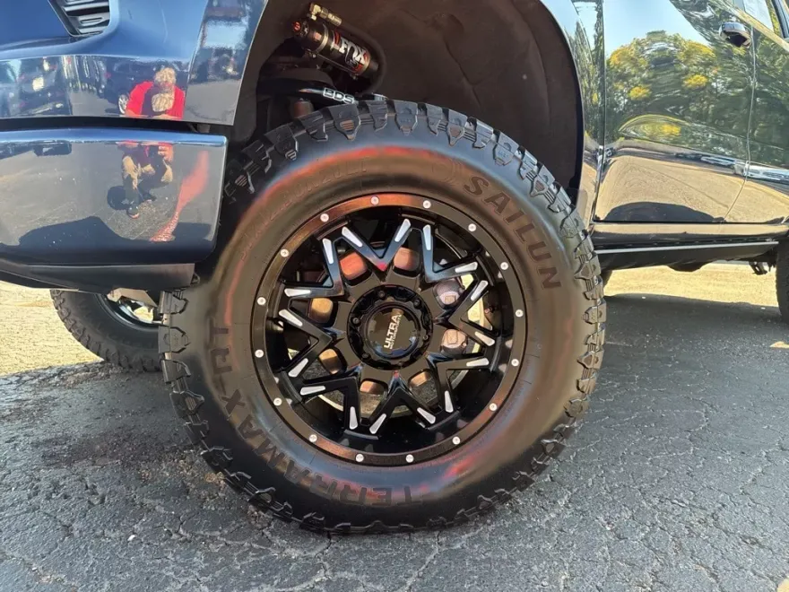 2022 Chevrolet Silverado 1500 RST photo 1