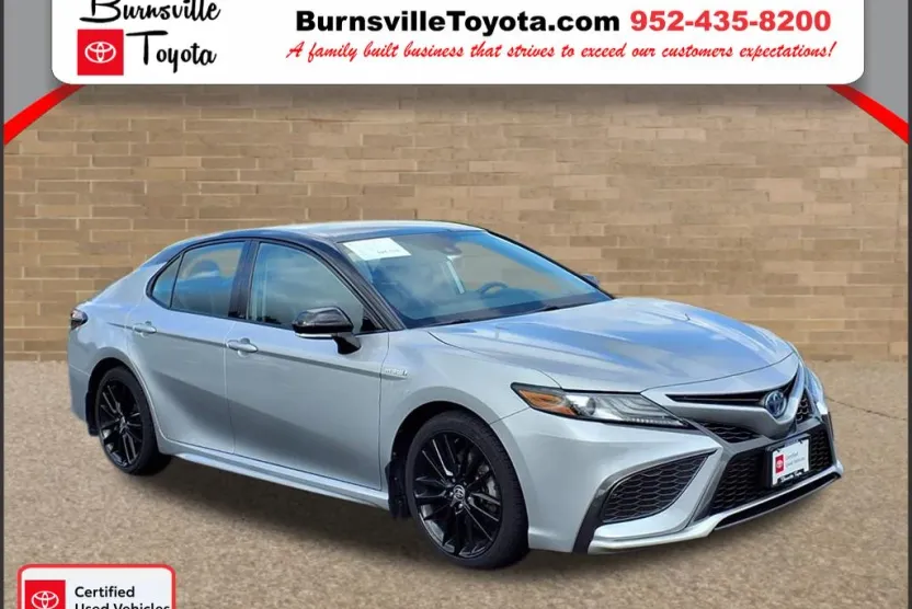 2021 Toyota Camry Hybrid XSE photo 1