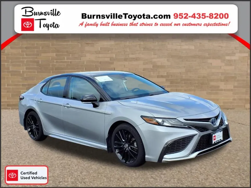 2021 Toyota Camry Hybrid XSE photo 1